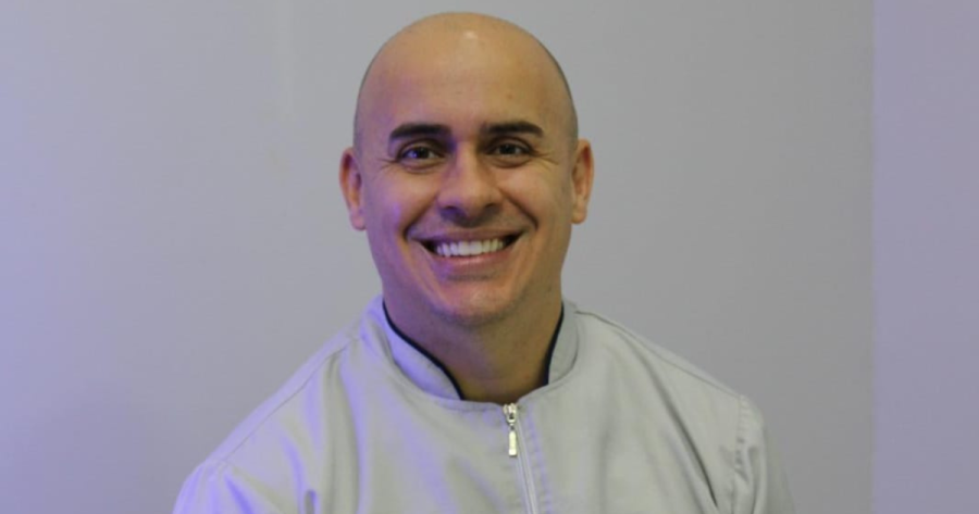 Dentista com carreira em Curitiba e mais de 5 mil atendimentos amplia atuação com centro em Registro