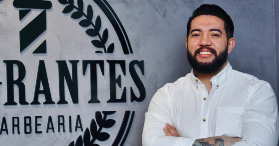 Ex-funcionário de banco cria barbearia por assinatura em Pariquera-Açu e expande negócio para Registro
